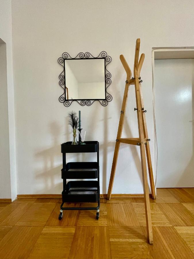 Nice Apartment Close To City Center Viena Exterior foto